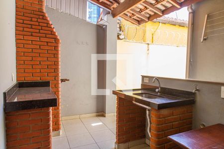 Casa à venda com 150m², 4 quartos e 2 vagasChurrasqueira
