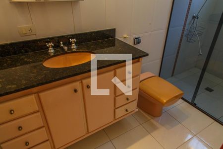 Casa à venda com 150m², 4 quartos e 2 vagasBanheiro Suíte 3