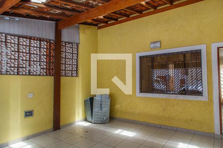 Casa à venda com 150m², 4 quartos e 2 vagasGaragem