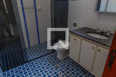 Casa à venda com 150m², 4 quartos e 2 vagasBanheiro Suíte 1