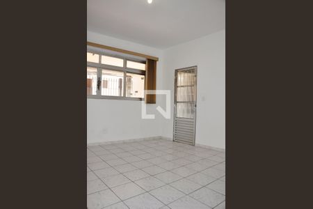 Sala de casa à venda com 4 quartos, 154m² em Jardim Mariliza, São Paulo