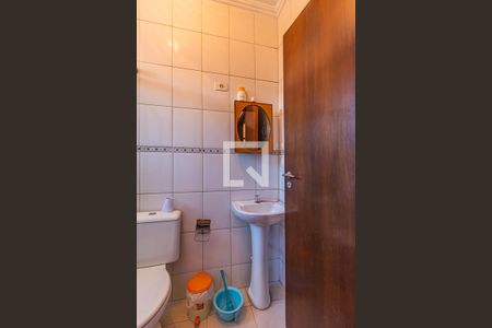 Casa à venda com 180m², 3 quartos e 4 vagas Casa à venda com 180m², 3 quartos e 4 vagasBanheiro da Suite 2