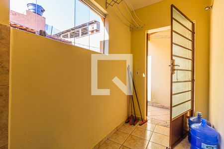 Casa à venda com 180m², 3 quartos e 4 vagas Casa à venda com 180m², 3 quartos e 4 vagasÁrea de Serviço