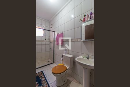 Casa à venda com 180m², 3 quartos e 4 vagas Casa à venda com 180m², 3 quartos e 4 vagasBanheiro da Suite 3