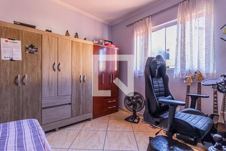 Casa à venda com 180m², 3 quartos e 4 vagas Casa à venda com 180m², 3 quartos e 4 vagasSuite 1