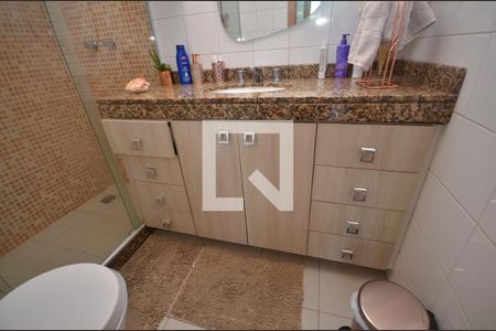 Apartamento à venda com 180m², 3 quartos e 2 vagasBanheiro da Suíte 2