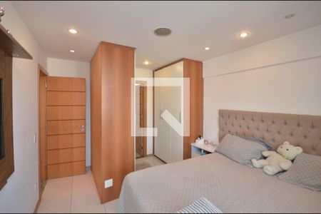 Apartamento à venda com 180m², 3 quartos e 2 vagasSuite 1