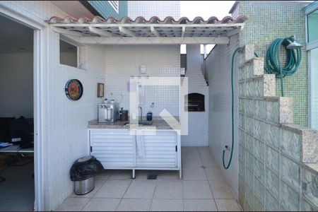 Apartamento à venda com 180m², 3 quartos e 2 vagasChurrasqueira