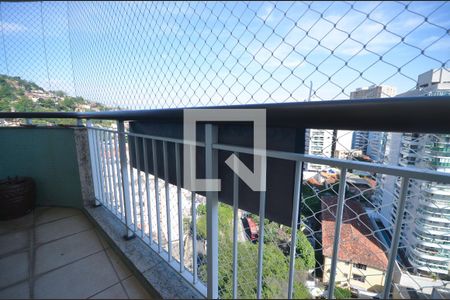 Apartamento à venda com 180m², 3 quartos e 2 vagasPlaca