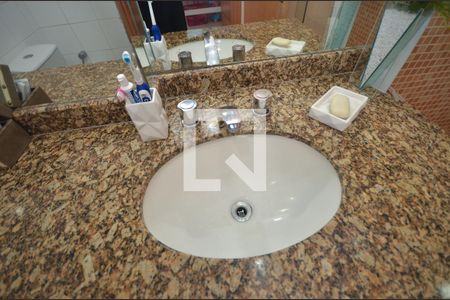 Apartamento à venda com 180m², 3 quartos e 2 vagasBanheiro Social