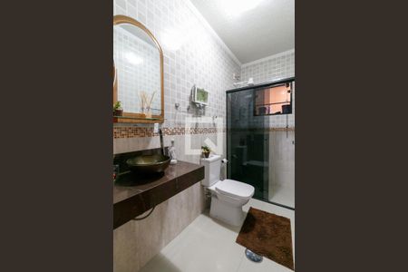 Casa à venda com 230m², 5 quartos e 4 vagasBanheiro 3