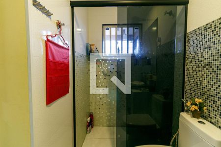 Casa à venda com 230m², 5 quartos e 4 vagasBanheiro suíte