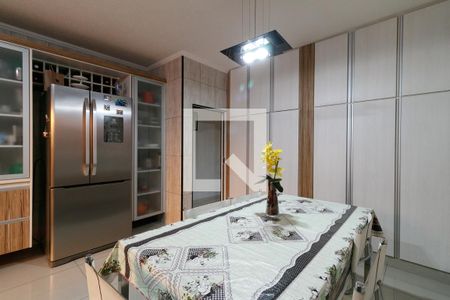 Casa à venda com 230m², 5 quartos e 4 vagasCozinha