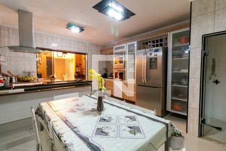 Casa à venda com 230m², 5 quartos e 4 vagasCozinha