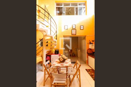 Casa à venda com 230m², 5 quartos e 4 vagasÁrea da churrasqueira