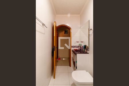 Casa à venda com 230m², 5 quartos e 4 vagasBanheiro 2