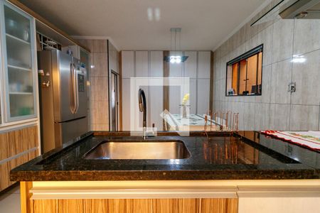 Casa à venda com 230m², 5 quartos e 4 vagasCozinha