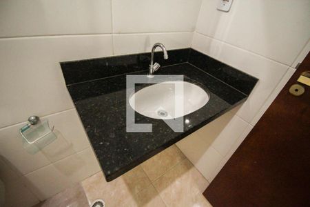 Casa para alugar com 60m², 2 quartos e 1 vagaBanheiro