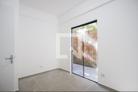 Quarto 2 de casa de condomínio para alugar com 2 quartos, 62m² em Vila Isolina Mazzei, São Paulo