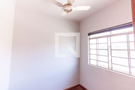 Apartamento à venda com 58m², 3 quartos e 1 vagaQuarto 2