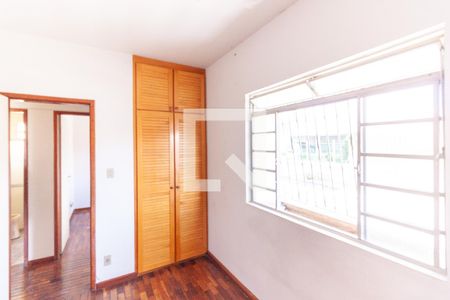 Apartamento à venda com 58m², 3 quartos e 1 vagaQuarto 2