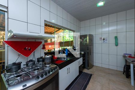 Casa à venda com 360m², 3 quartos e 2 vagasCozinha