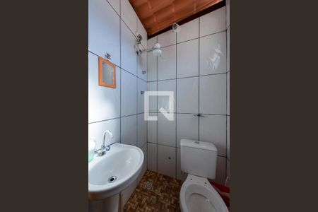 Casa à venda com 360m², 3 quartos e 2 vagasBanheiro da Suíte