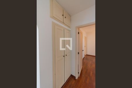 Apartamento para alugar com 150m², 4 quartos e 2 vagasCorredor