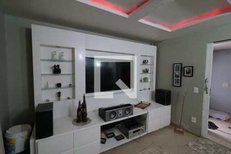 Sala de TV de casa à venda com 3 quartos, 289m² em Jardim Guanabara, Rio de Janeiro