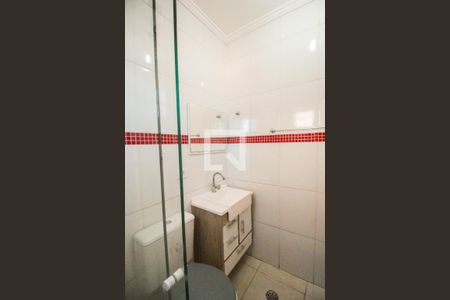 Casa para alugar com 40m², 2 quartos e 4 vagasBanheiro