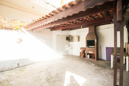 Casa para alugar com 40m², 2 quartos e 4 vagasQuintal