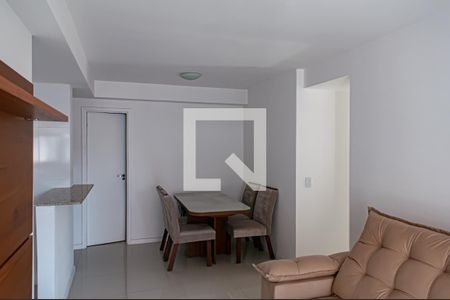 Sala de apartamento para alugar com 3 quartos, 80m² em Taquara, Rio de Janeiro