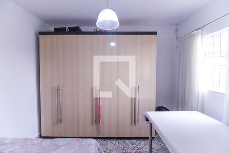 Casa à venda com 160m², 4 quartos e 2 vagasCasa 2 Quarto 1