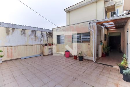 Casa à venda com 160m², 4 quartos e 2 vagasQuintal