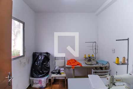 Casa à venda com 160m², 4 quartos e 2 vagasQuarto de Serviço