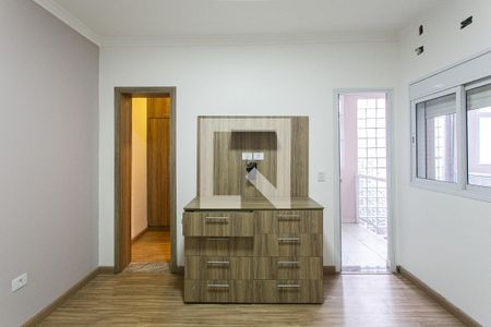 Casa para alugar com 220m², 3 quartos e 2 vagasSuíte 2