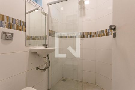 Casa para alugar com 220m², 3 quartos e 2 vagasBanheiro de Serviço