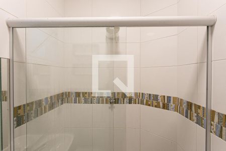 Casa para alugar com 220m², 3 quartos e 2 vagasBanheiro de Serviço