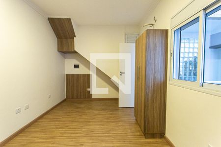 Casa para alugar com 220m², 3 quartos e 2 vagasSuíte 3