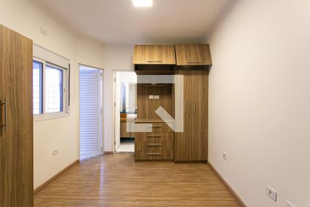 Casa para alugar com 220m², 3 quartos e 2 vagasSuíte 3