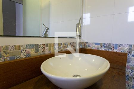 Casa para alugar com 220m², 3 quartos e 2 vagasBanheiro da Suíte 1