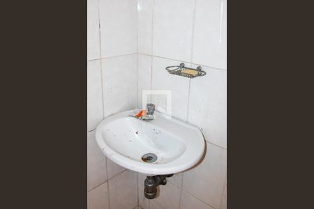 Casa à venda com 200m², 3 quartos e 2 vagasBanheiro 3