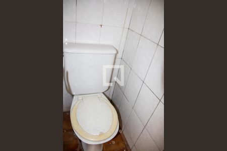 Casa à venda com 200m², 3 quartos e 2 vagasBanheiro 3