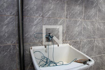 Casa à venda com 200m², 3 quartos e 2 vagasÁrea de Serviço