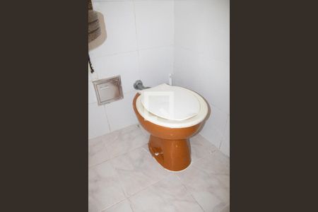 Casa à venda com 200m², 3 quartos e 2 vagasBanheiro 2