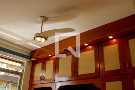 Apartamento à venda com 67m², 2 quartos e 1 vagaQuarto 2