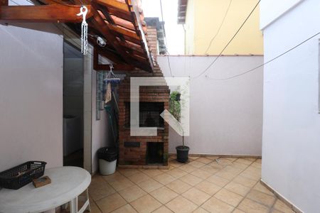 Casa à venda com 140m², 3 quartos e 2 vagasQuintal