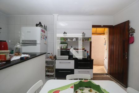 Casa à venda com 140m², 3 quartos e 2 vagasCozinha