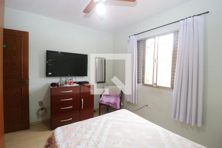 Casa à venda com 140m², 3 quartos e 2 vagasQuarto 3