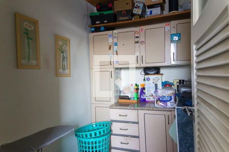 Apartamento à venda com 110m², 3 quartos e 1 vagaÁrea de Serviço